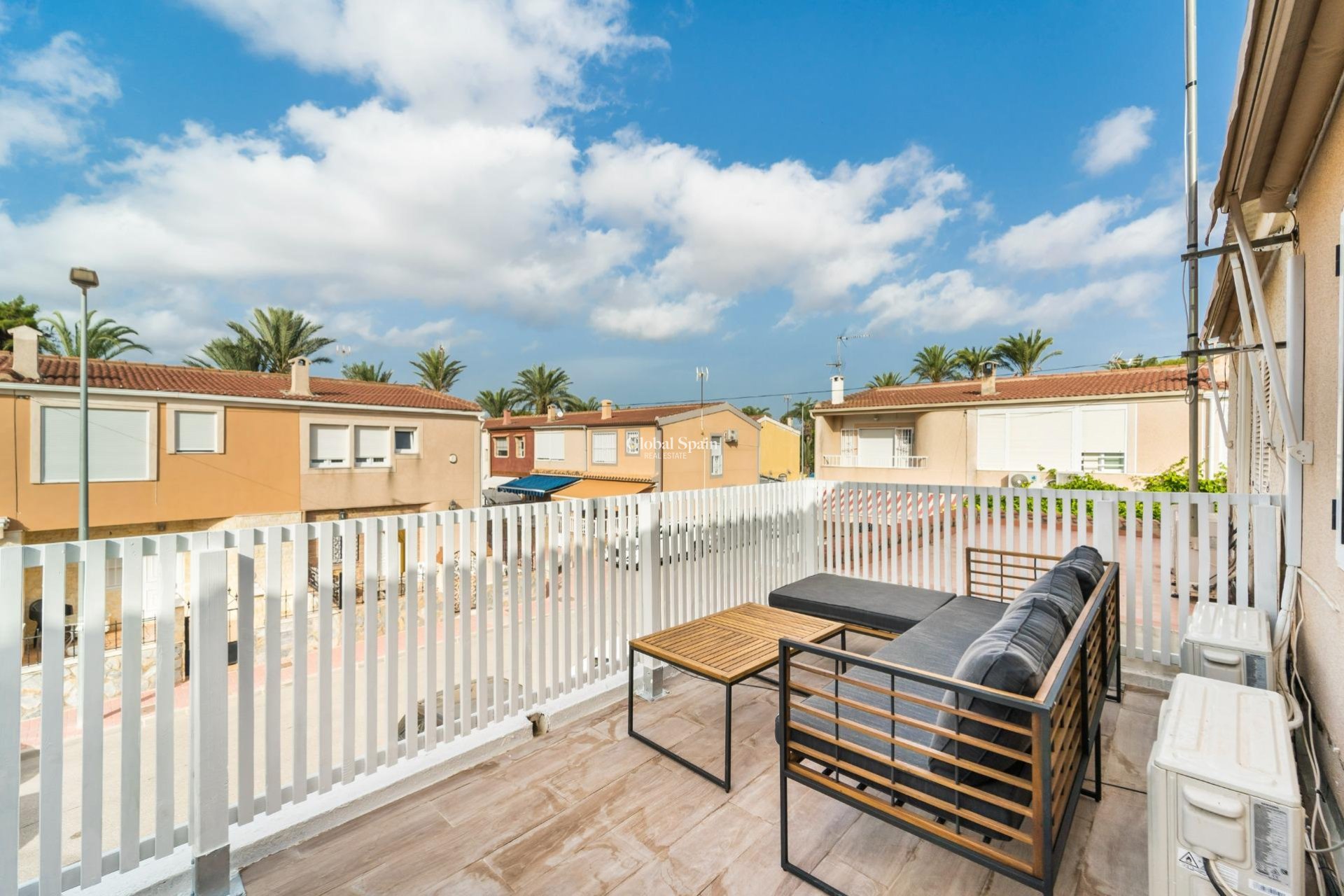 Venta - CASA -
TORREVIEJA - Playa De Los Náufragos