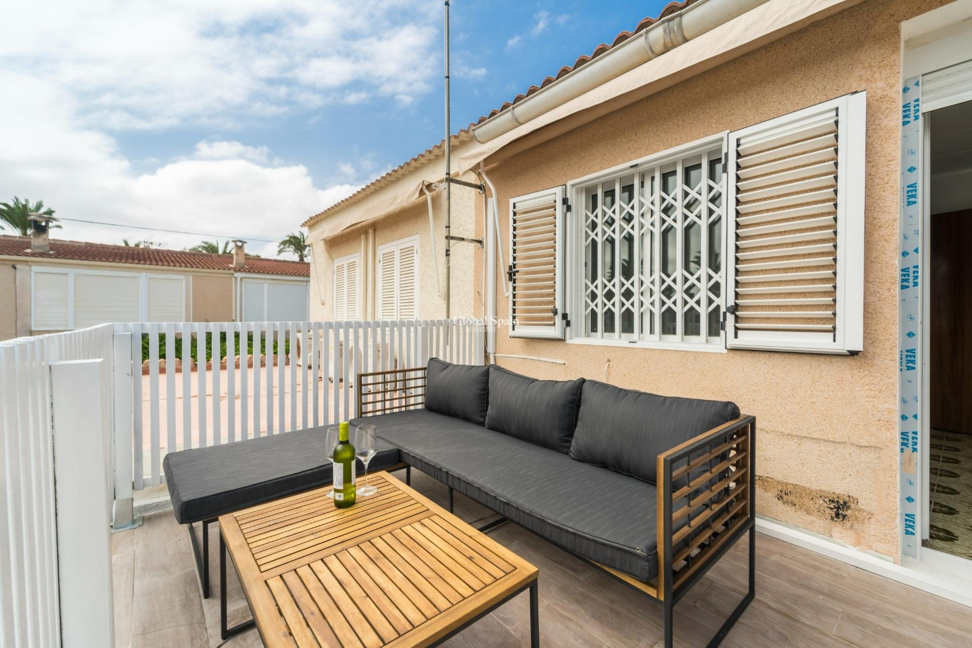 Venta - CASA -
TORREVIEJA - Playa De Los Náufragos