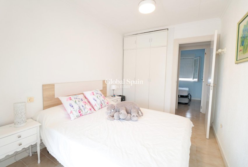 Venta - CASA -
TORREVIEJA - Playa De Los Náufragos