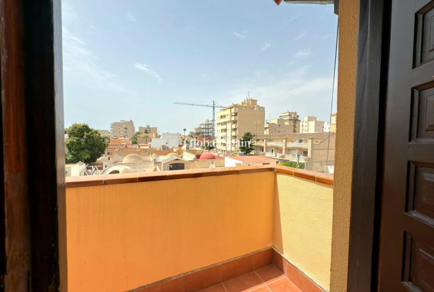 Venta - CASA -
TORREVIEJA - Playa del Cura