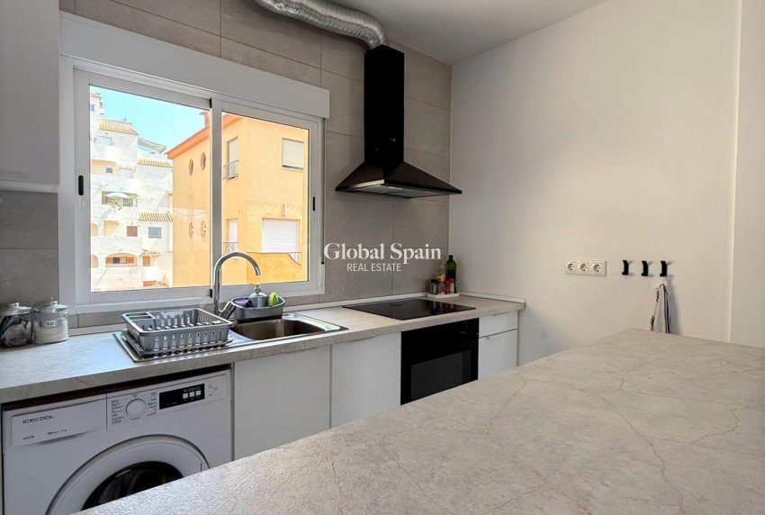 Venta - CASA -
TORREVIEJA - Playa del Cura