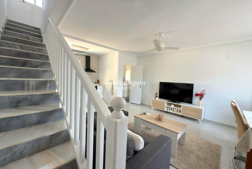 Venta - CASA -
TORREVIEJA - Playa del Cura