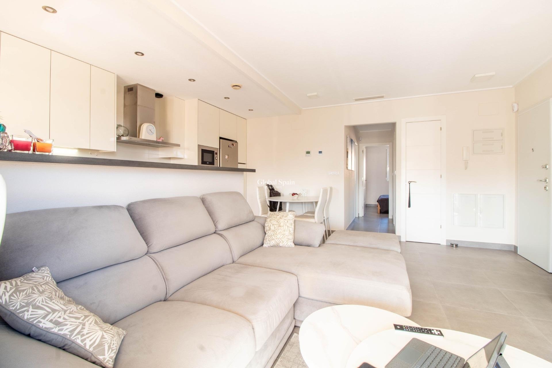 Venta - Casa -
TORREVIEJA - Punta prima