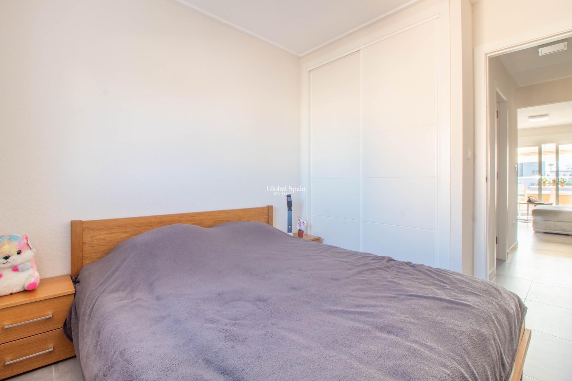 Venta - Casa -
TORREVIEJA - Punta prima