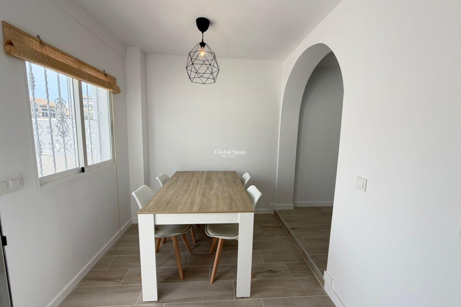 Venta - CASA -
TORREVIEJA - Sector 25