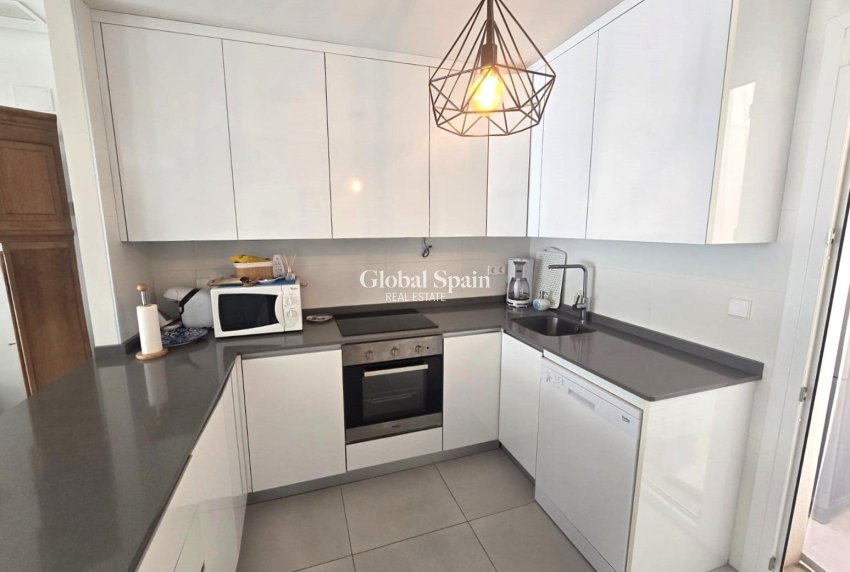 Venta - CASA -
TORREVIEJA - Sector 25