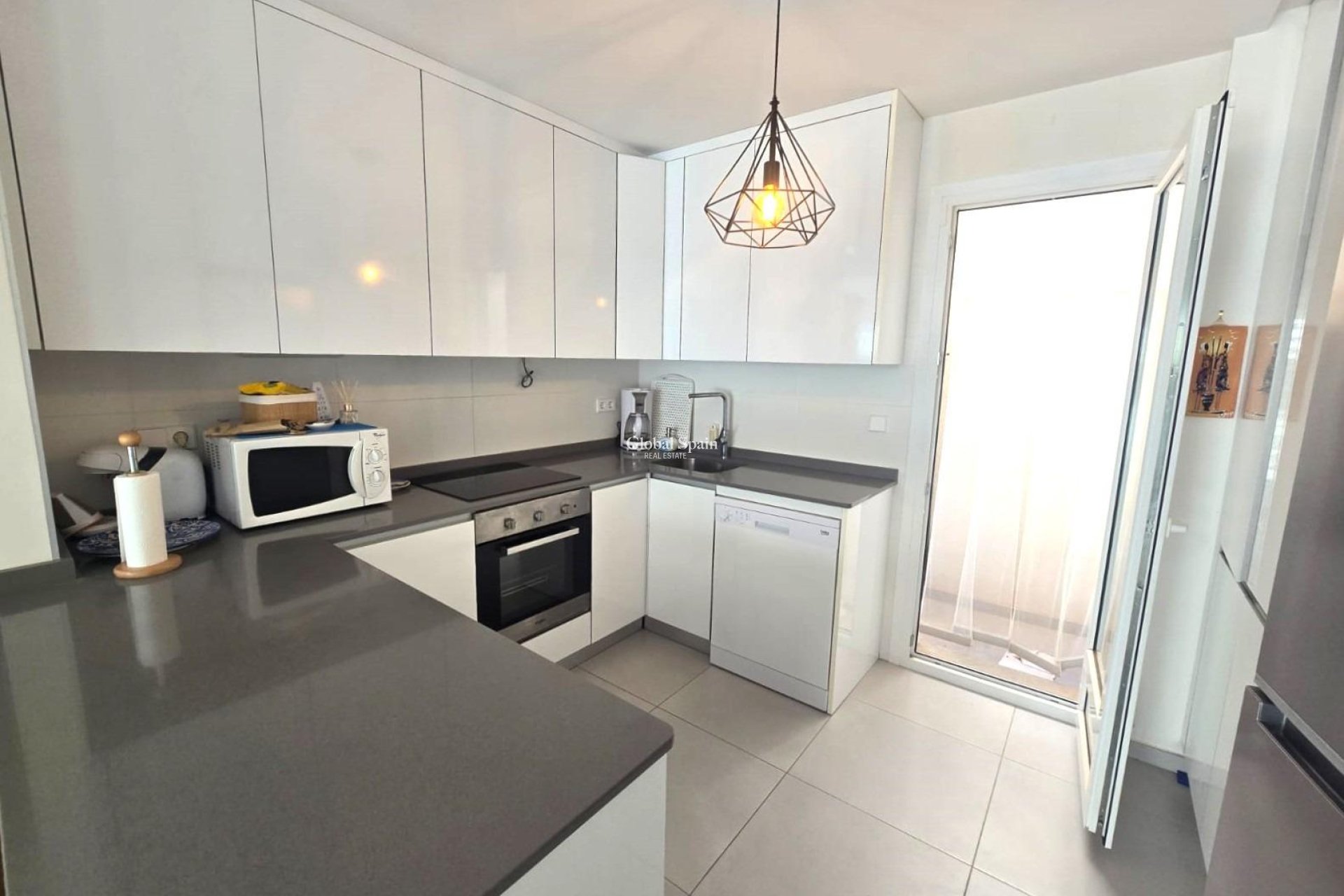 Venta - CASA -
TORREVIEJA - Sector 25