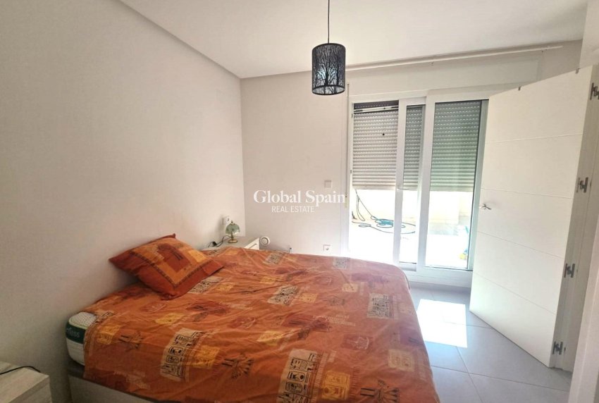 Venta - CASA -
TORREVIEJA - Sector 25