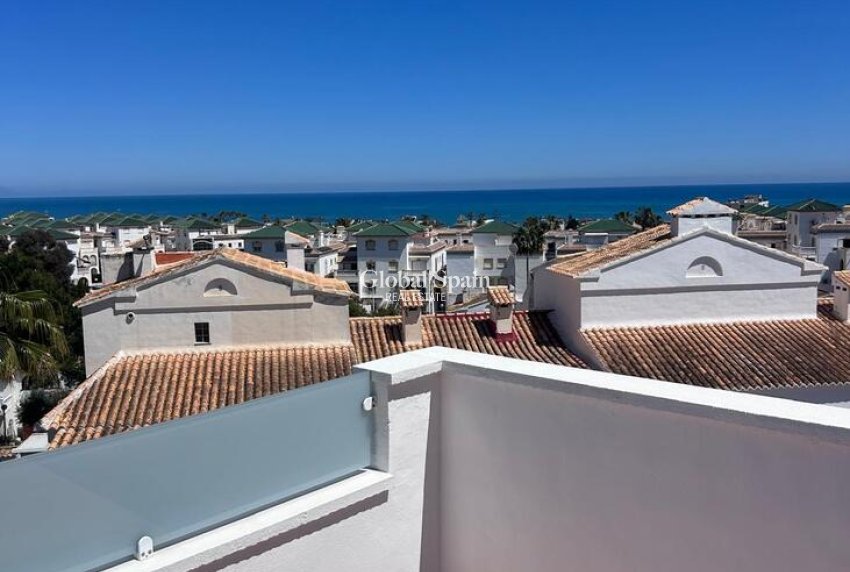 Venta - CASA -
TORREVIEJA - Torreblanca