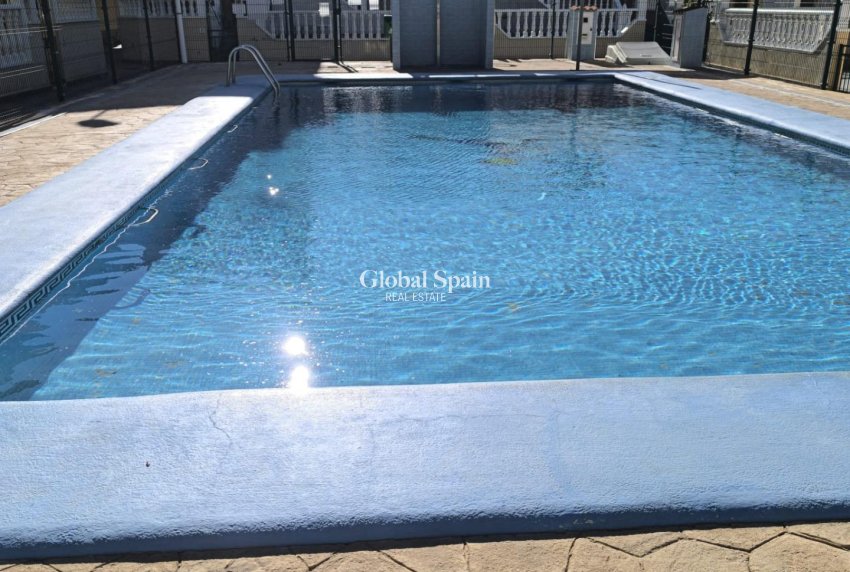 Venta - CASA -
TORREVIEJA - Torretas