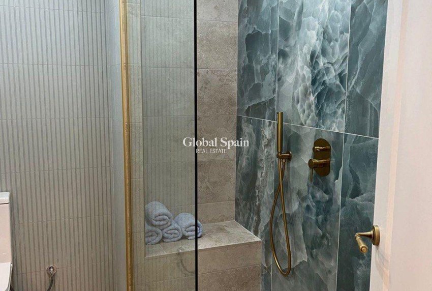 Venta - CASA -
TORREVIEJA - Torretas