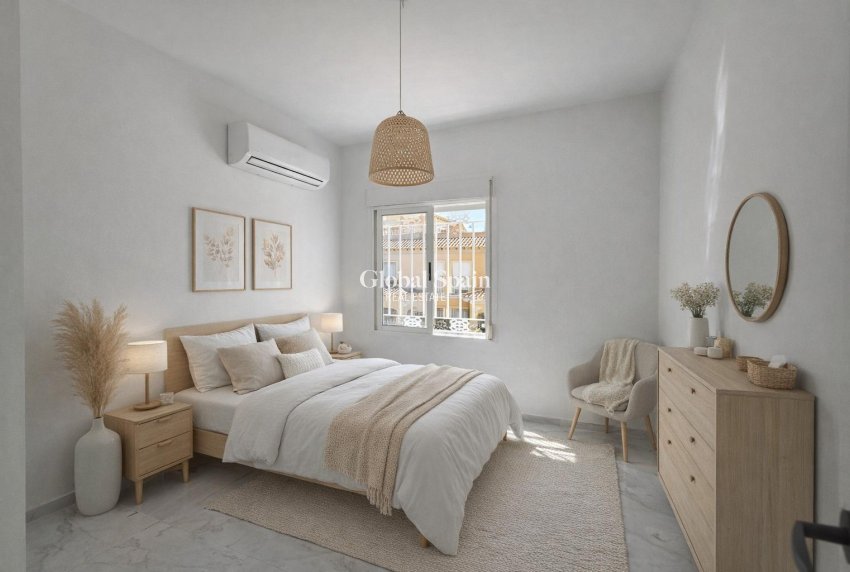 Venta - CASA -
TORREVIEJA - Torretas