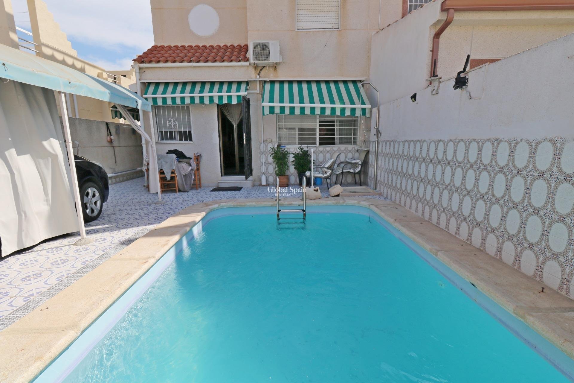 Venta - CASA -
TORREVIEJA - Torretas