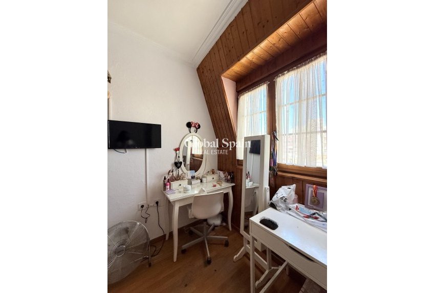 Venta - CASA -
TORREVIEJA - Torrevieja