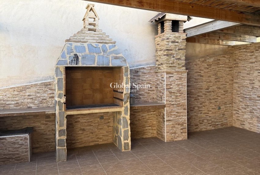 Venta - CASA -
TORREVIEJA - Torrevieja