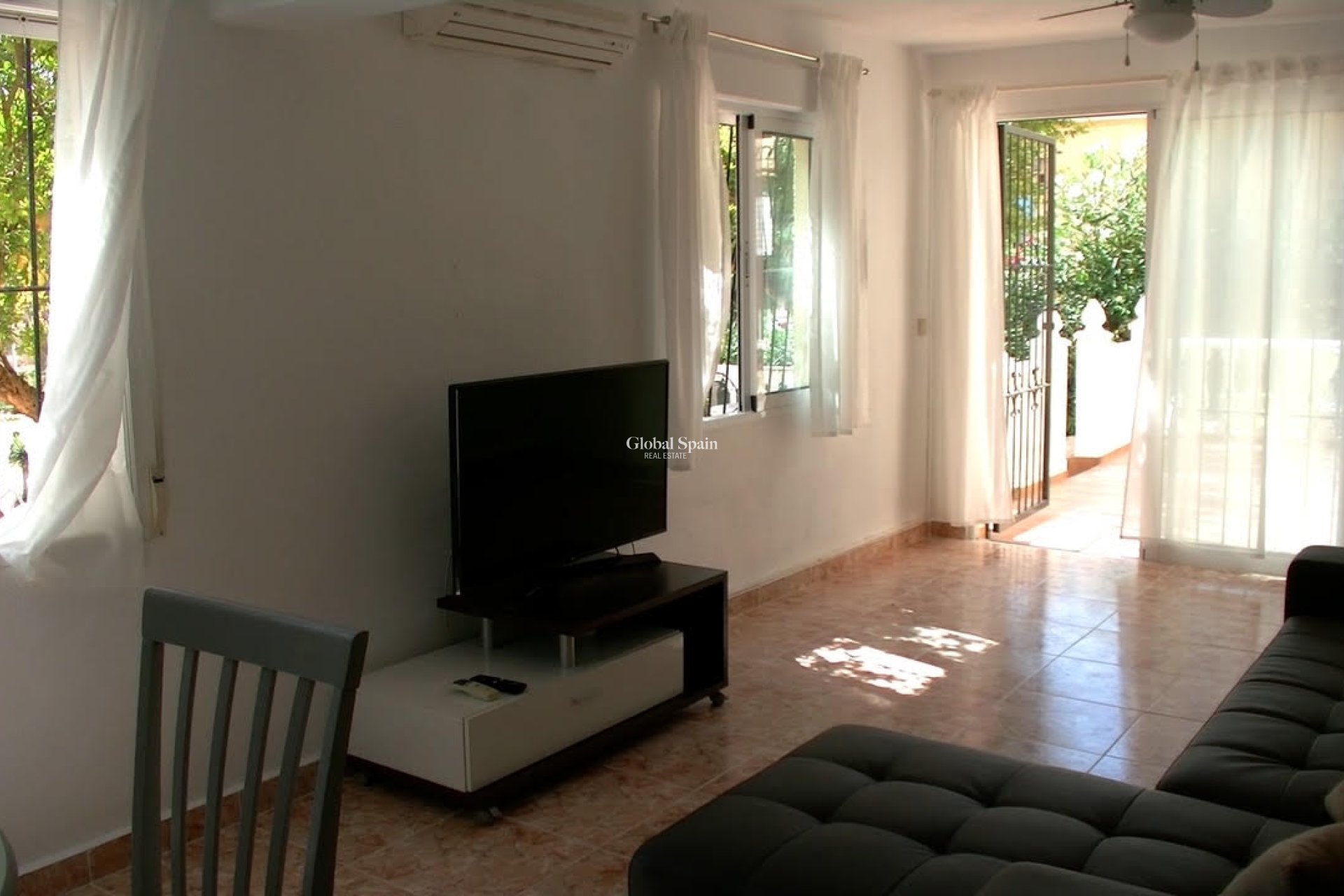 Venta - Casa unifamiliar -
TORREVIEJA - Costa Blanca Sur