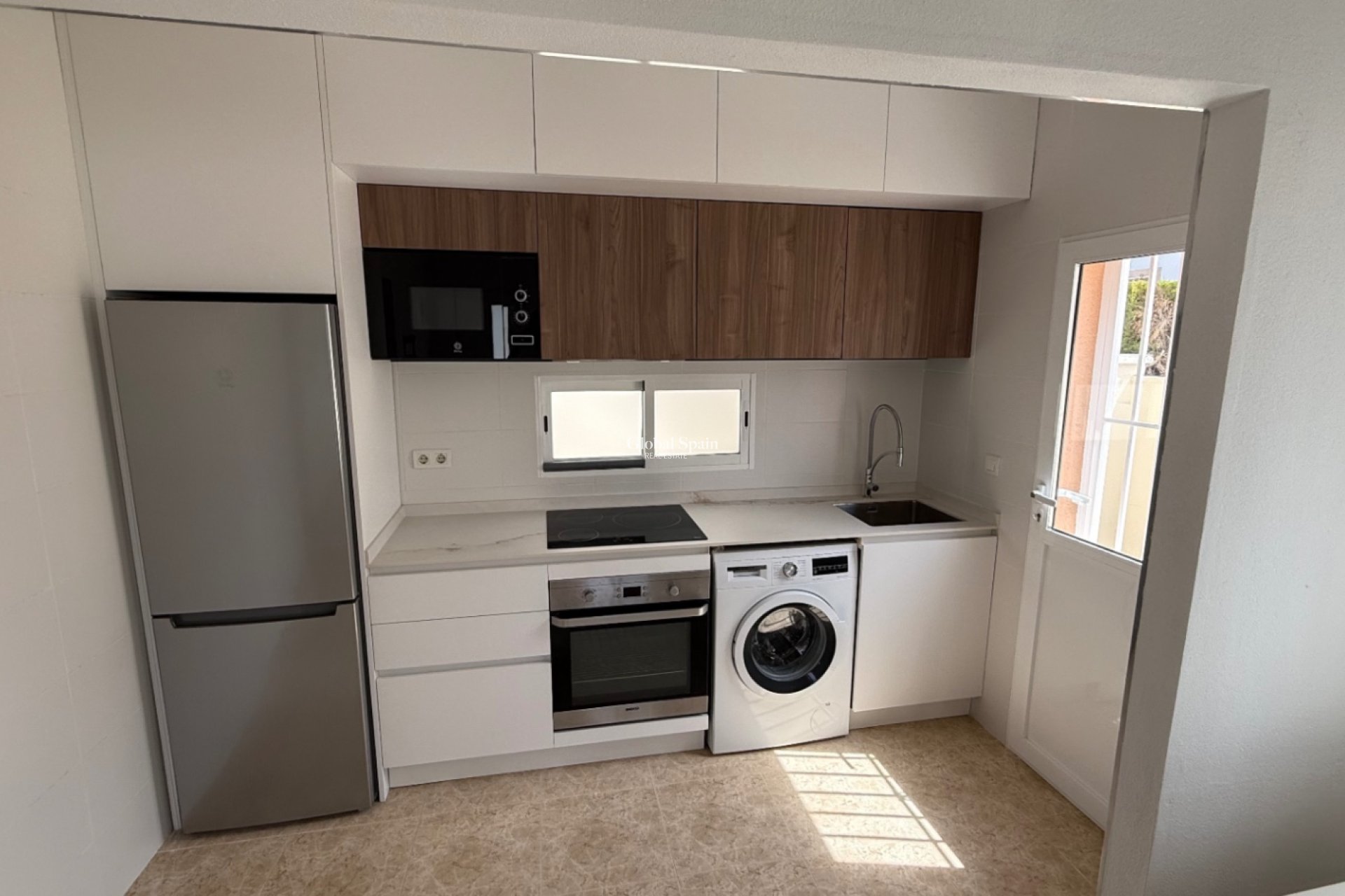 Venta - Casa unifamiliar -
TORREVIEJA - Costa Blanca Sur