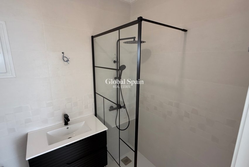 Venta - Casa unifamiliar -
TORREVIEJA - Costa Blanca Sur