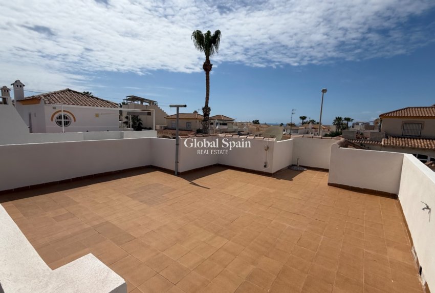 Venta - Casa unifamiliar -
TORREVIEJA - Costa Blanca Sur