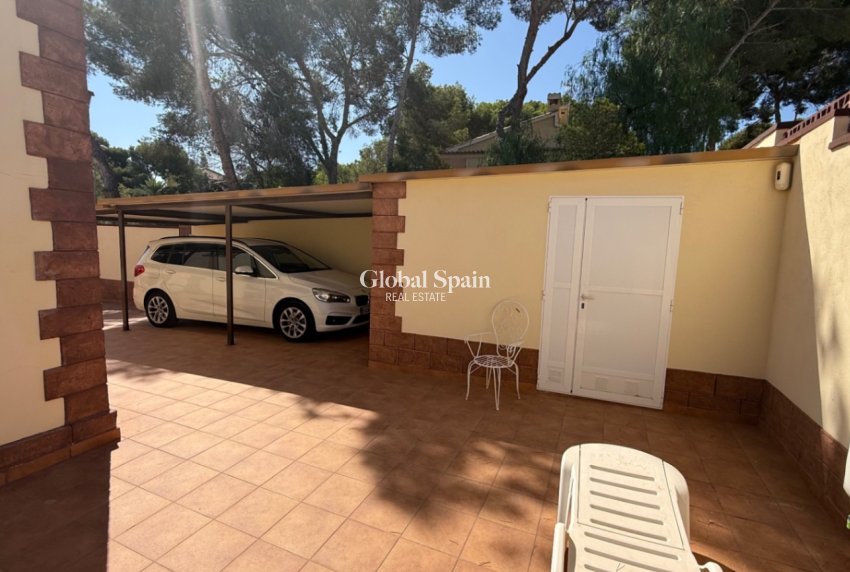 Venta - Casa unifamiliar -
TORREVIEJA - Costa Blanca Sur