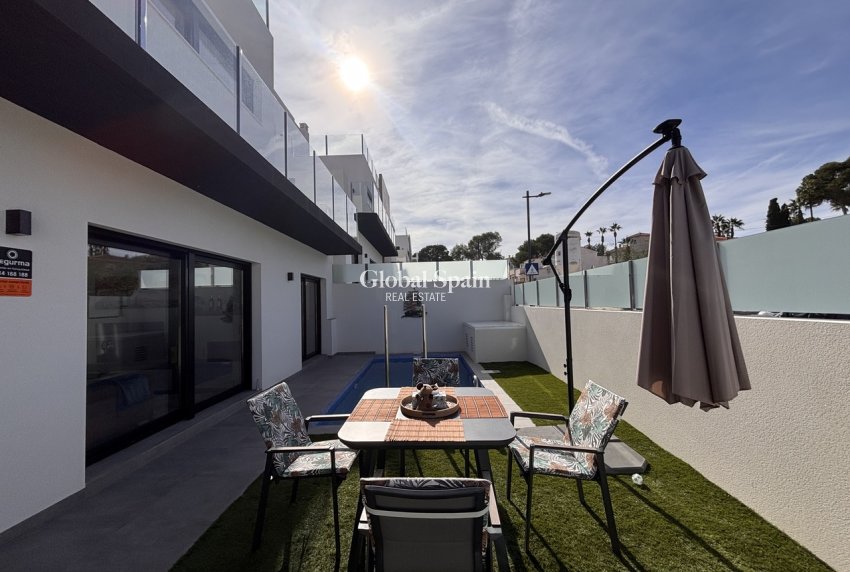 Venta - CASA -
VILLAMARTÍN - Costa Blanca