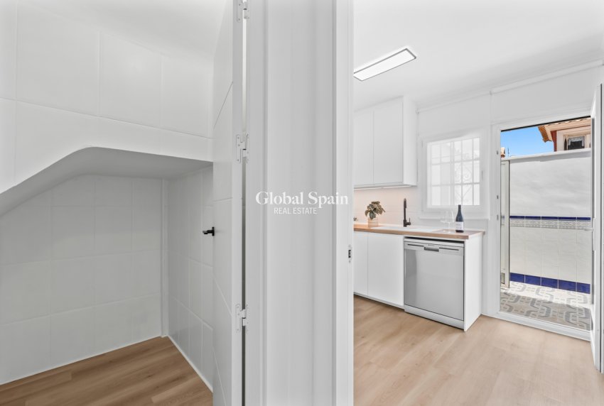 Venta - CASA -
VILLAMARTÍN - Costa Blanca