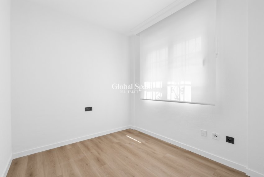 Venta - CASA -
VILLAMARTÍN - Costa Blanca