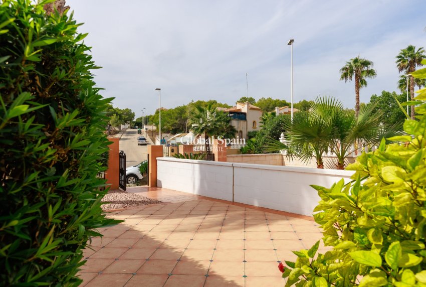Venta - CASA -
VILLAMARTÍN - Costa Blanca