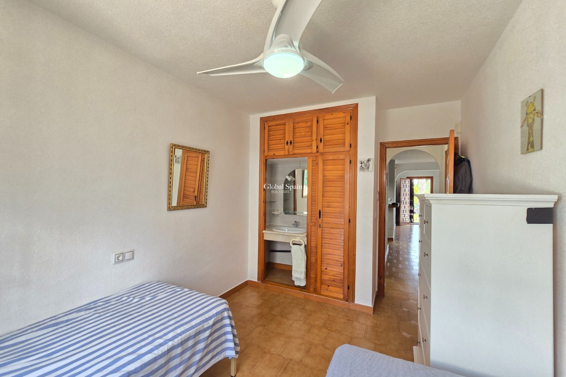 Venta - CASA -
Villamartin * - Los Dolses *