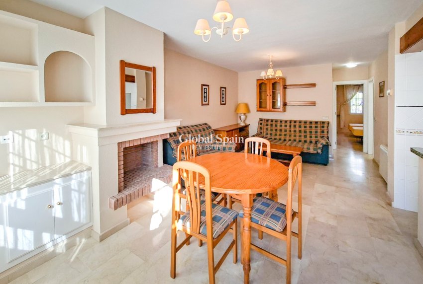 Venta - CASA -
VILLAMARTÍN