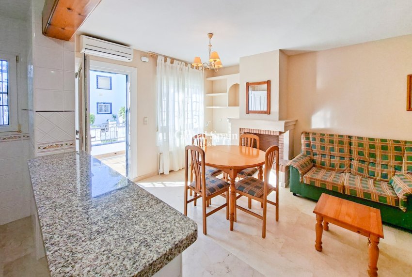 Venta - CASA -
VILLAMARTÍN