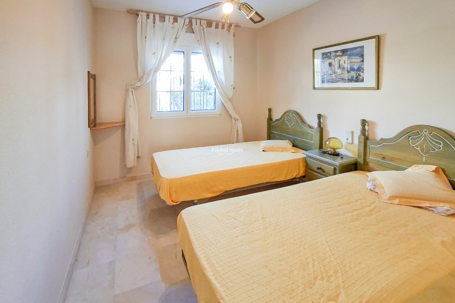 Venta - CASA -
VILLAMARTÍN