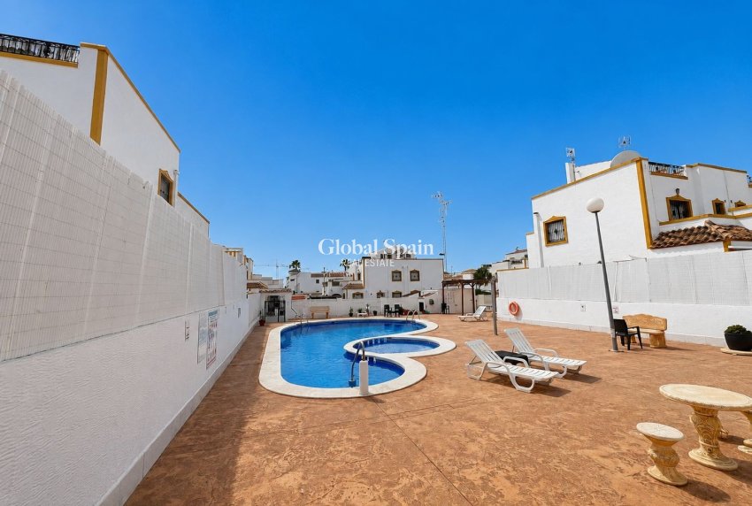 Venta - CASA -
VISTABELLA GOLF  - Entre Naranjos