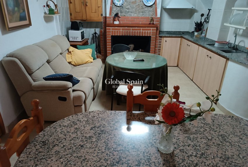 Venta - CASA -
YECLA - Inland