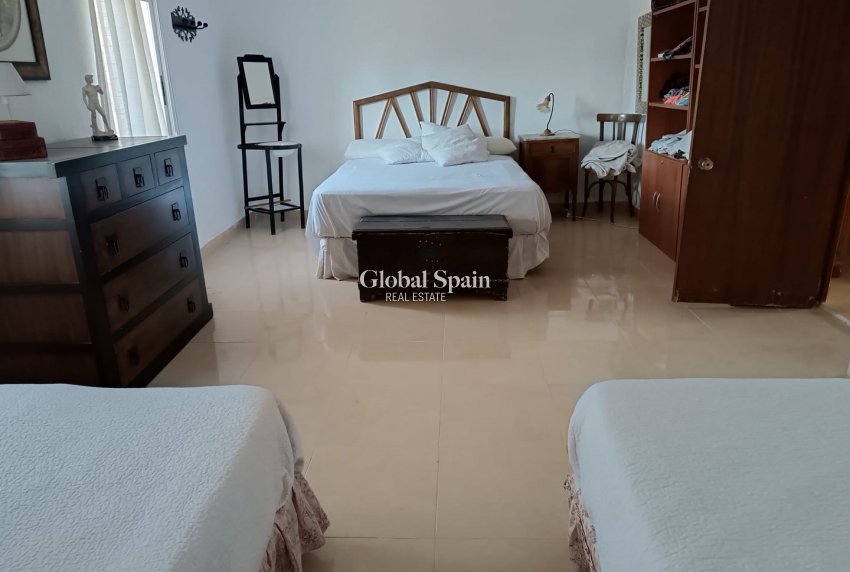 Venta - CASA -
YECLA - Inland