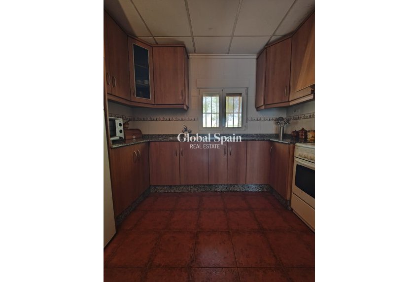 Venta - CASA -
YECLA - Inland