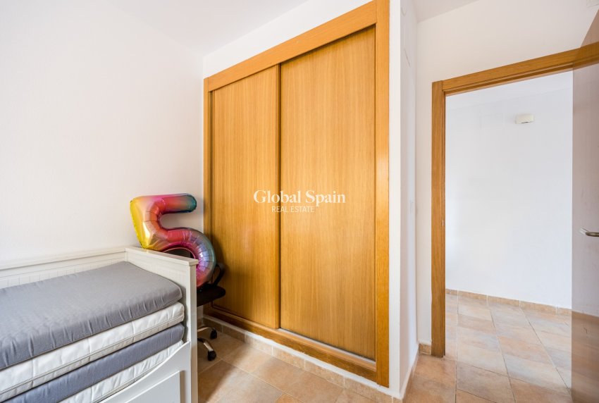 Venta - Chalet independiente -
POLOP - Polop