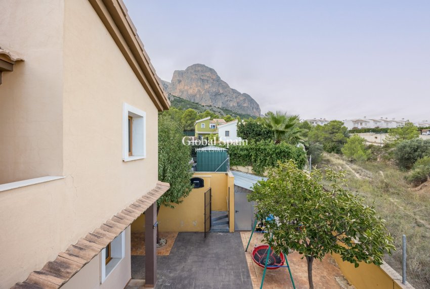 Venta - Chalet independiente -
POLOP - Polop