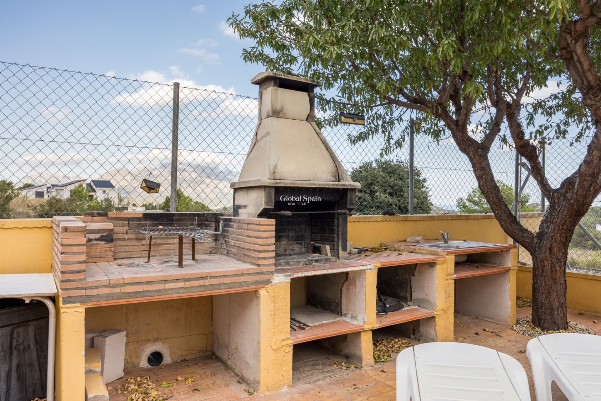 Venta - Chalet independiente -
POLOP - Polop