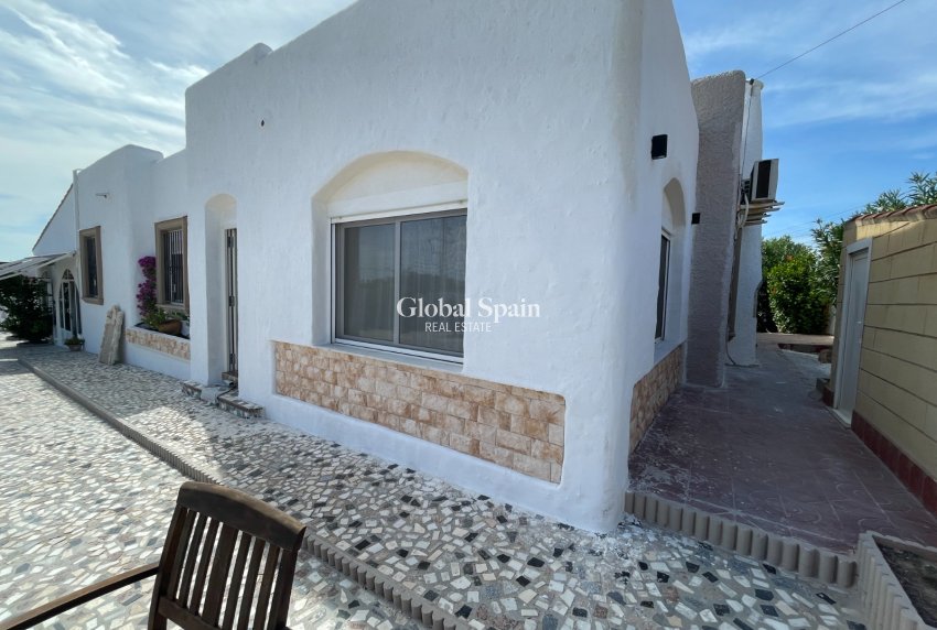 Venta - Chalet / Villa -
CIUDAD QUESADA - Cuidad Quesada