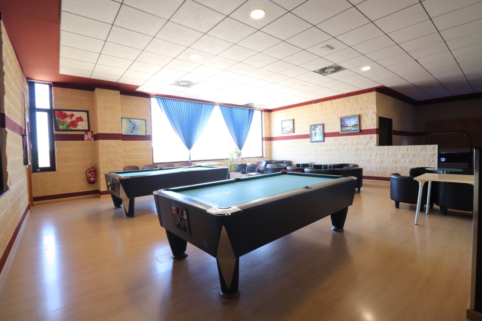 Venta - Comercial (en régimen de arrendamiento) -
Ciudad Quesada - Ciudad Quesada - Town