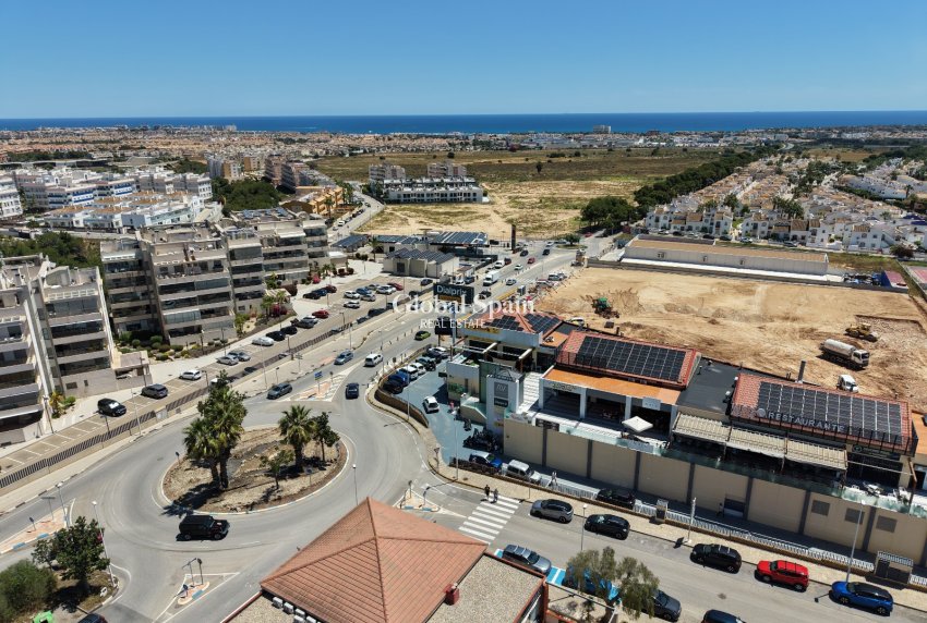Venta - Comercial (propiedad absoluta) -
ORIHUELA COSTA - Los Dolses