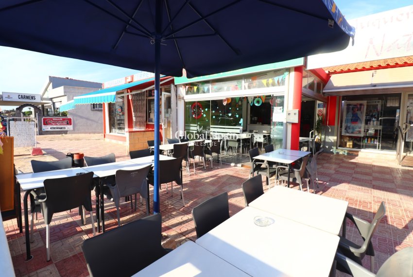 Venta - Comercial (propiedad absoluta) -
TORREVIEJA - El Chaparral