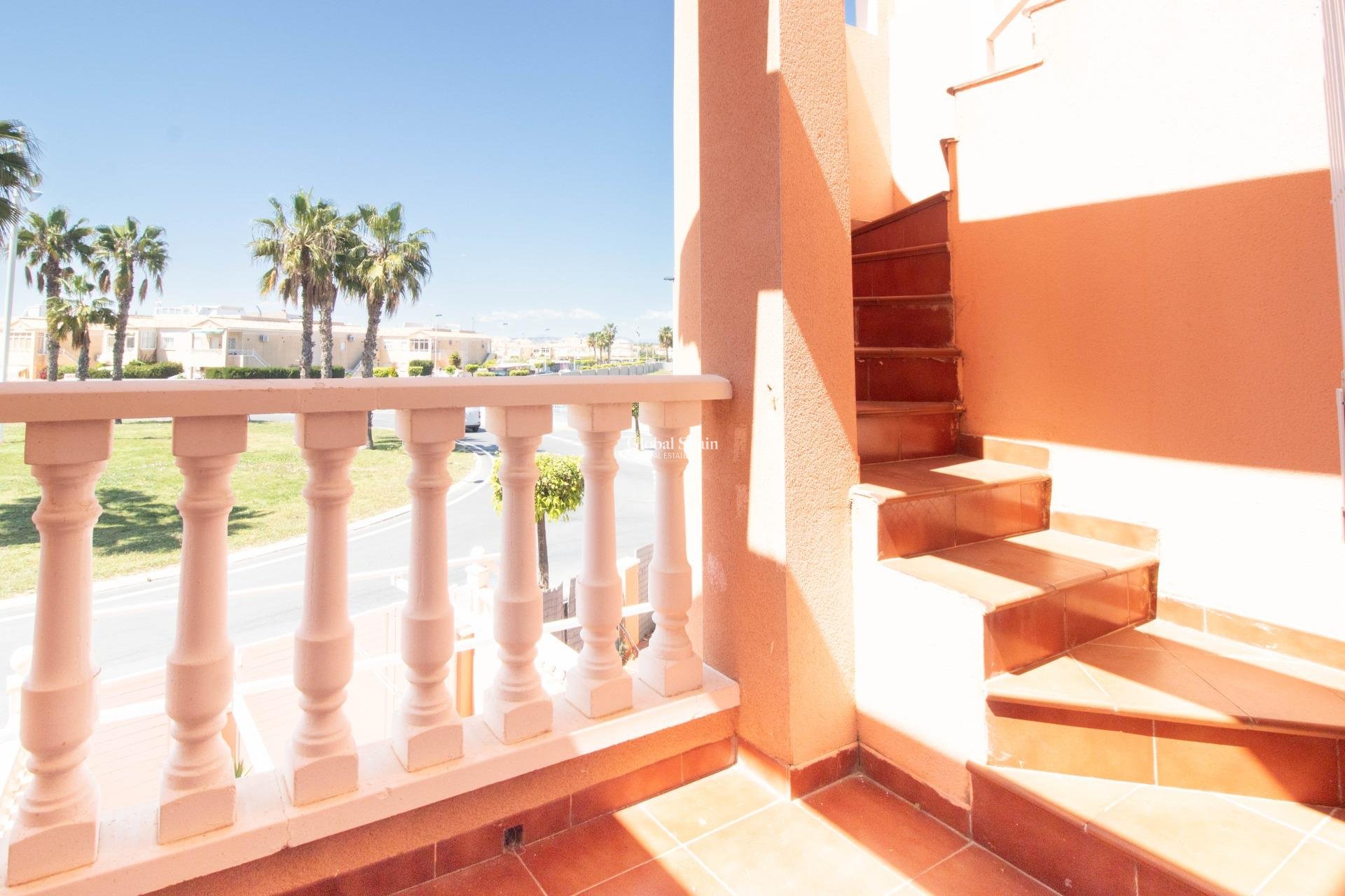 Venta - Dúplex -
TORREVIEJA - La Siesta - El Salado - Torreta