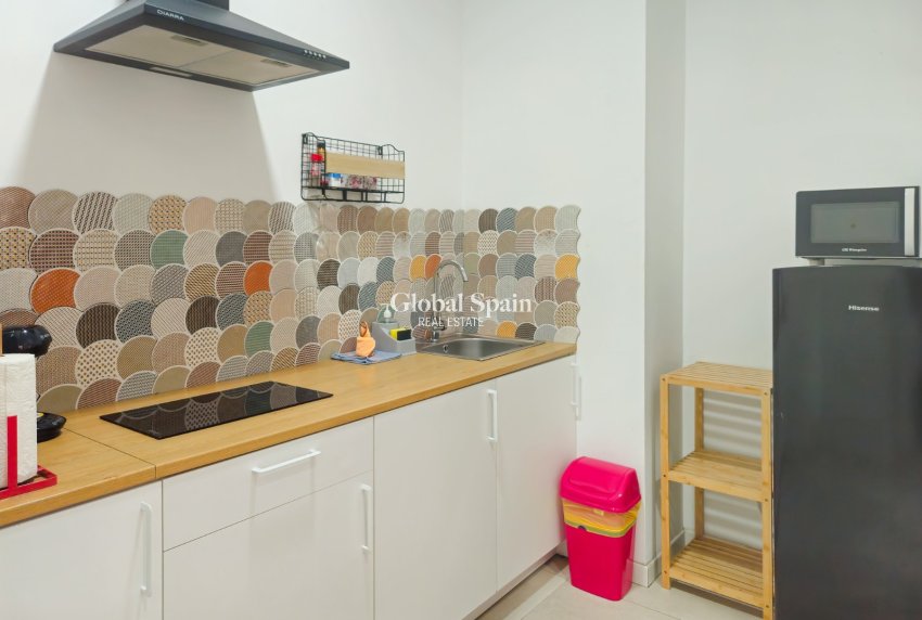 Venta - Edificio -
ALICANTE - Centro