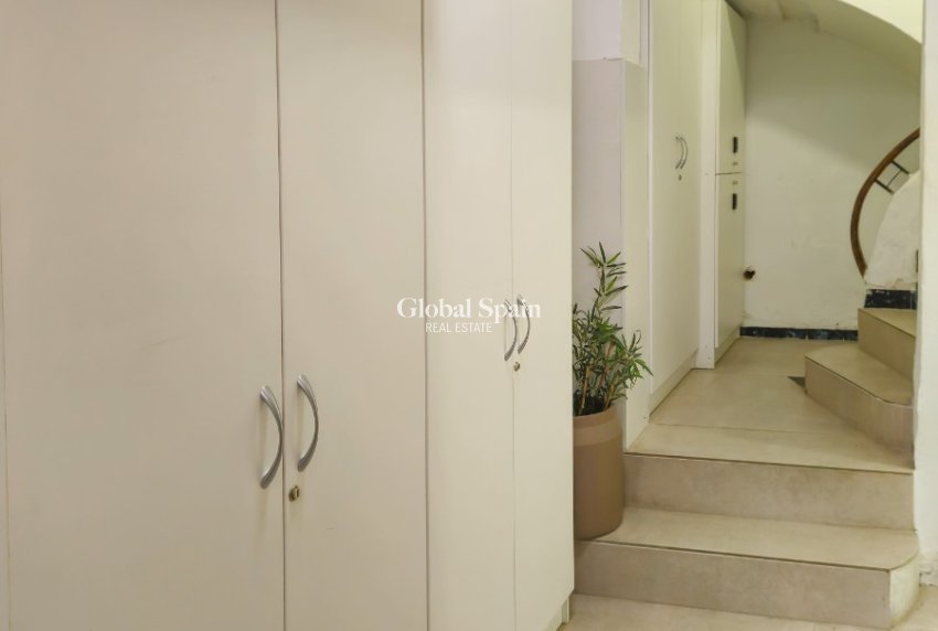 Venta - Edificio -
ALICANTE - Centro