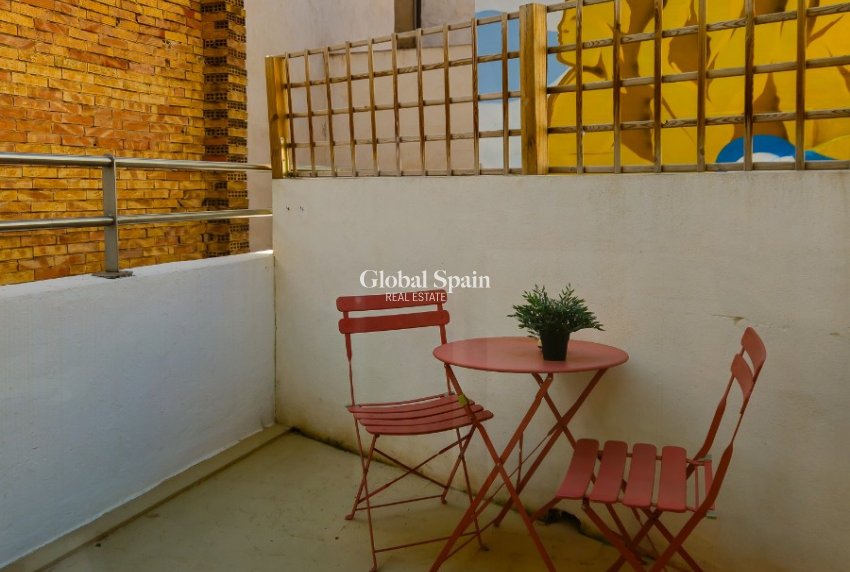 Venta - Edificio -
ALICANTE - Centro