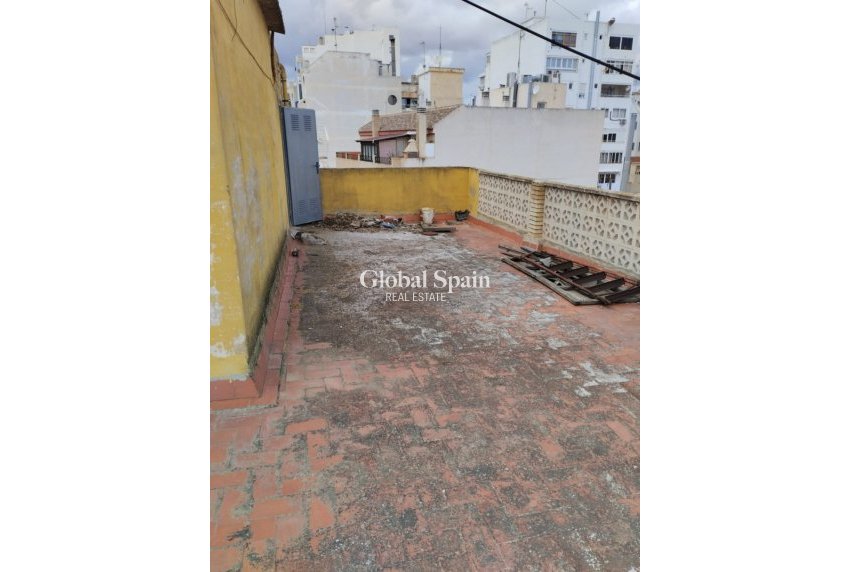 Venta - Edificio -
TORREVIEJA - Costa Blanca Sur