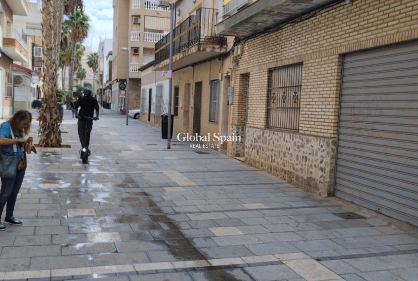 Venta - Edificio -
TORREVIEJA - Costa Blanca Sur