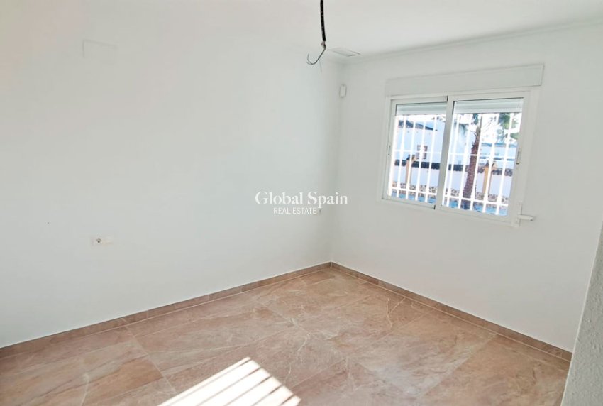 Venta - Finca/Propiedad campestre -
CATRAL - Catral